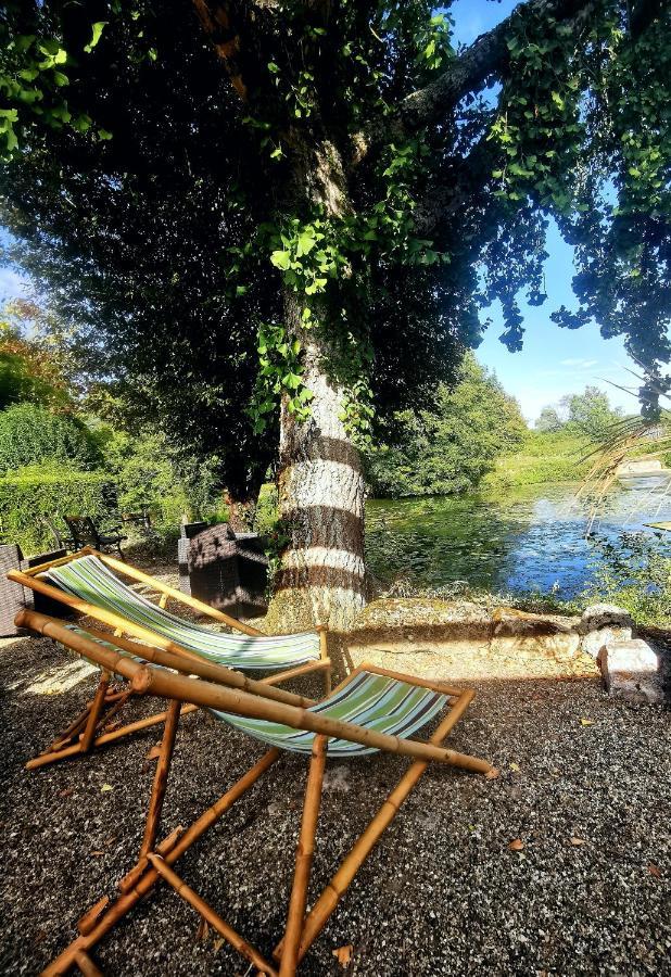 Moulin De Monpoisson Bed and Breakfast Le Puy Exterior foto